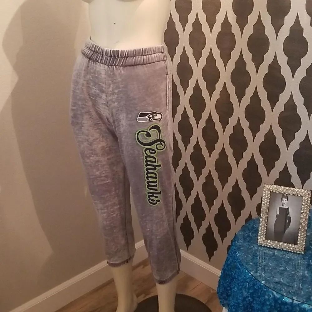 Seahawk burnout joggers 